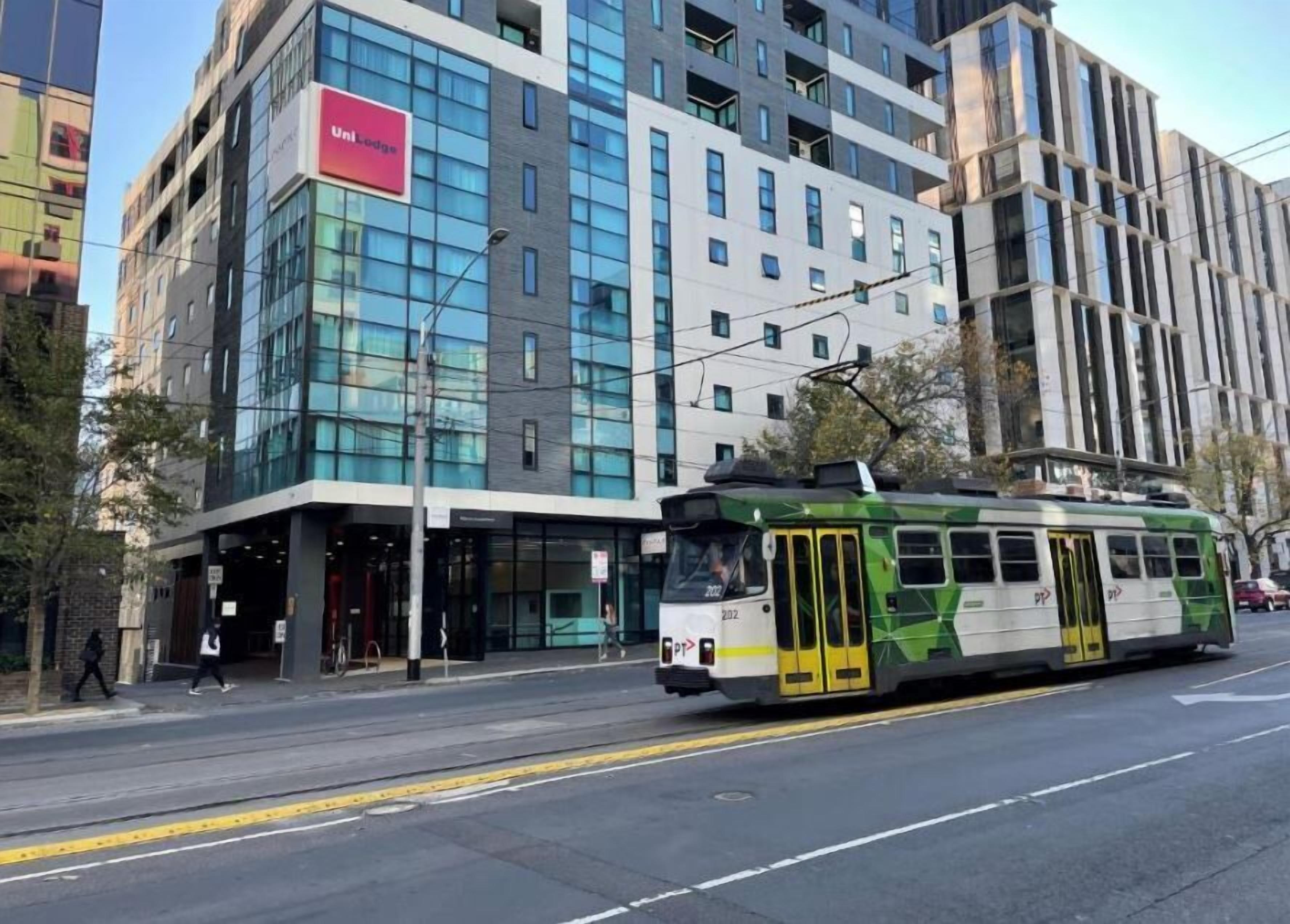 Essence Hotel Carlton — Photos 2